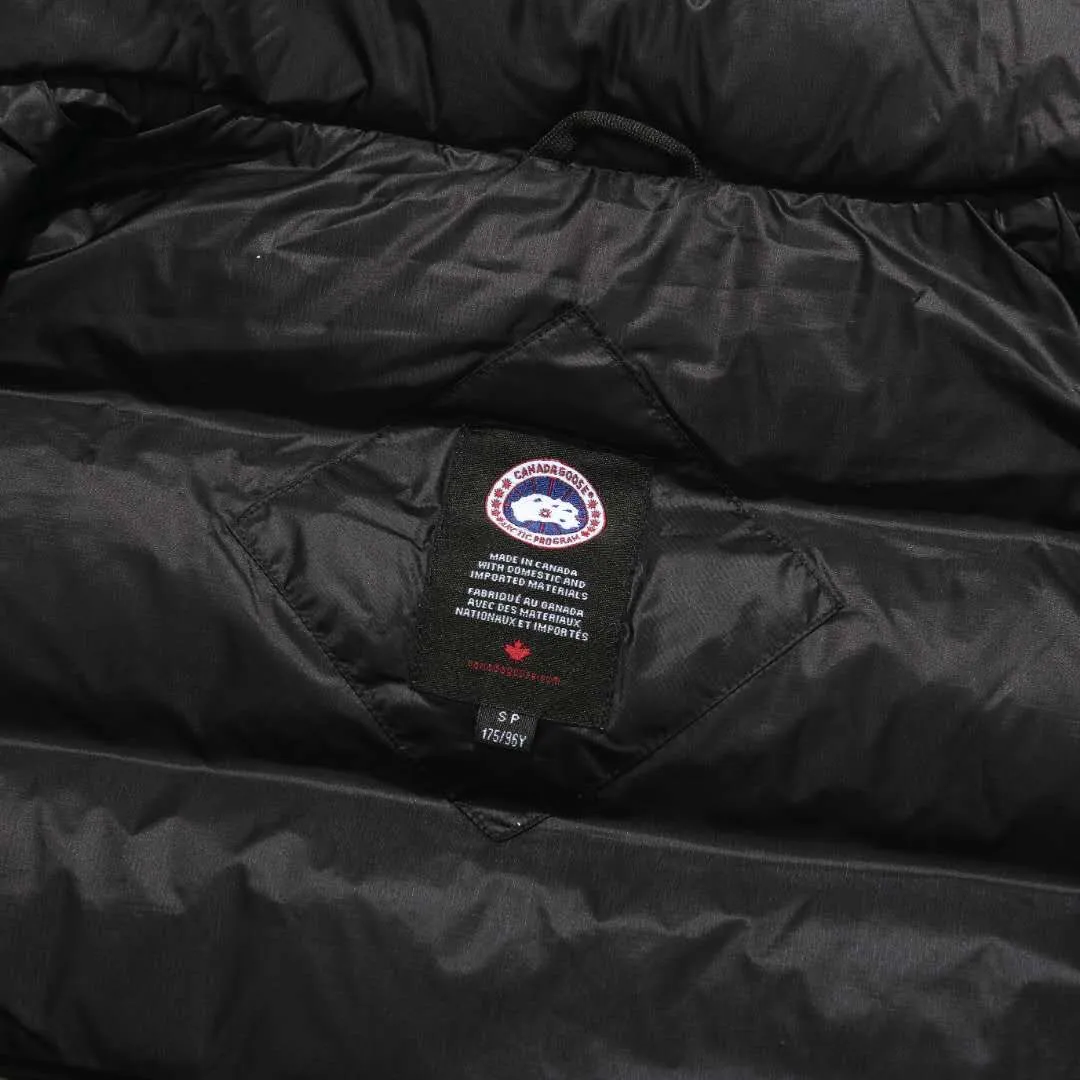P500 Canadian brand CanadaGoose men's and women's CROFTON lightweight down vest 2229M DWR water repellent treatment WindWall windproof fabric 700 fleece filling original mold opening details one to one production The upper body effect is stunning Exclusively available on the Xiaohongshu purchasing platform The highest version on the market Size: XS S M L XL XXL